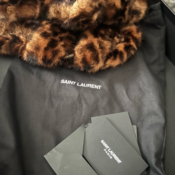 AUTHENTIC SAINT LAURENT Leopard Mink Sandals - Picture 9 of 16